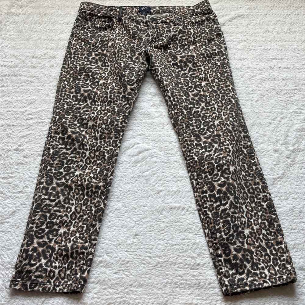 Fun Leopard Print Jeans - Picture 2 of 9